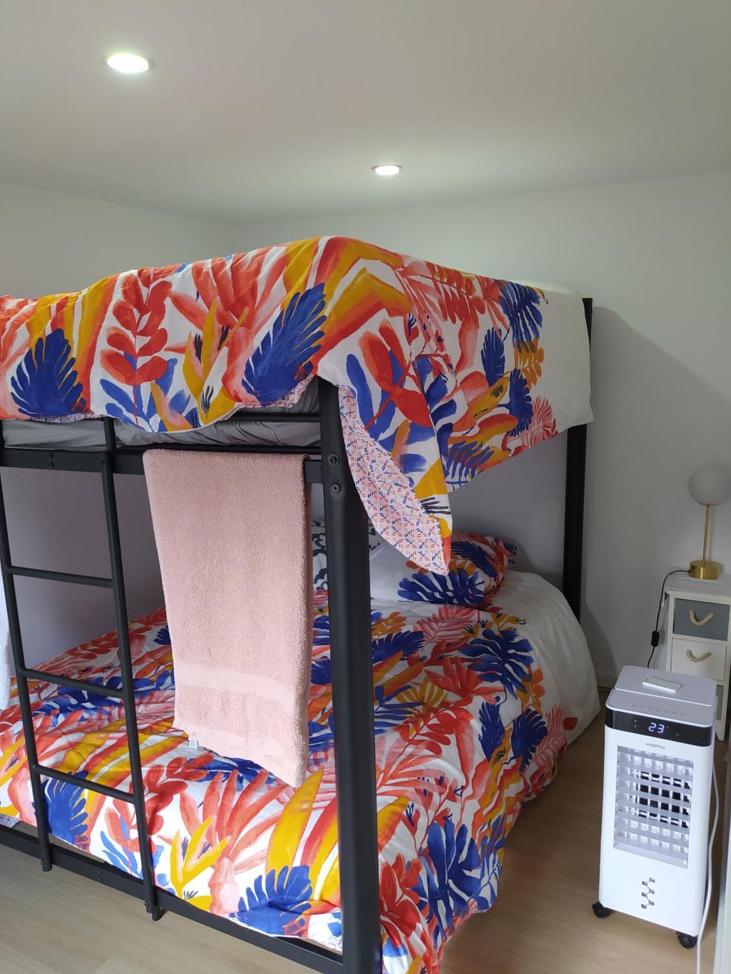 Locatif Gare Lille Europe Souvenir Bed & Breakfast Exterior photo