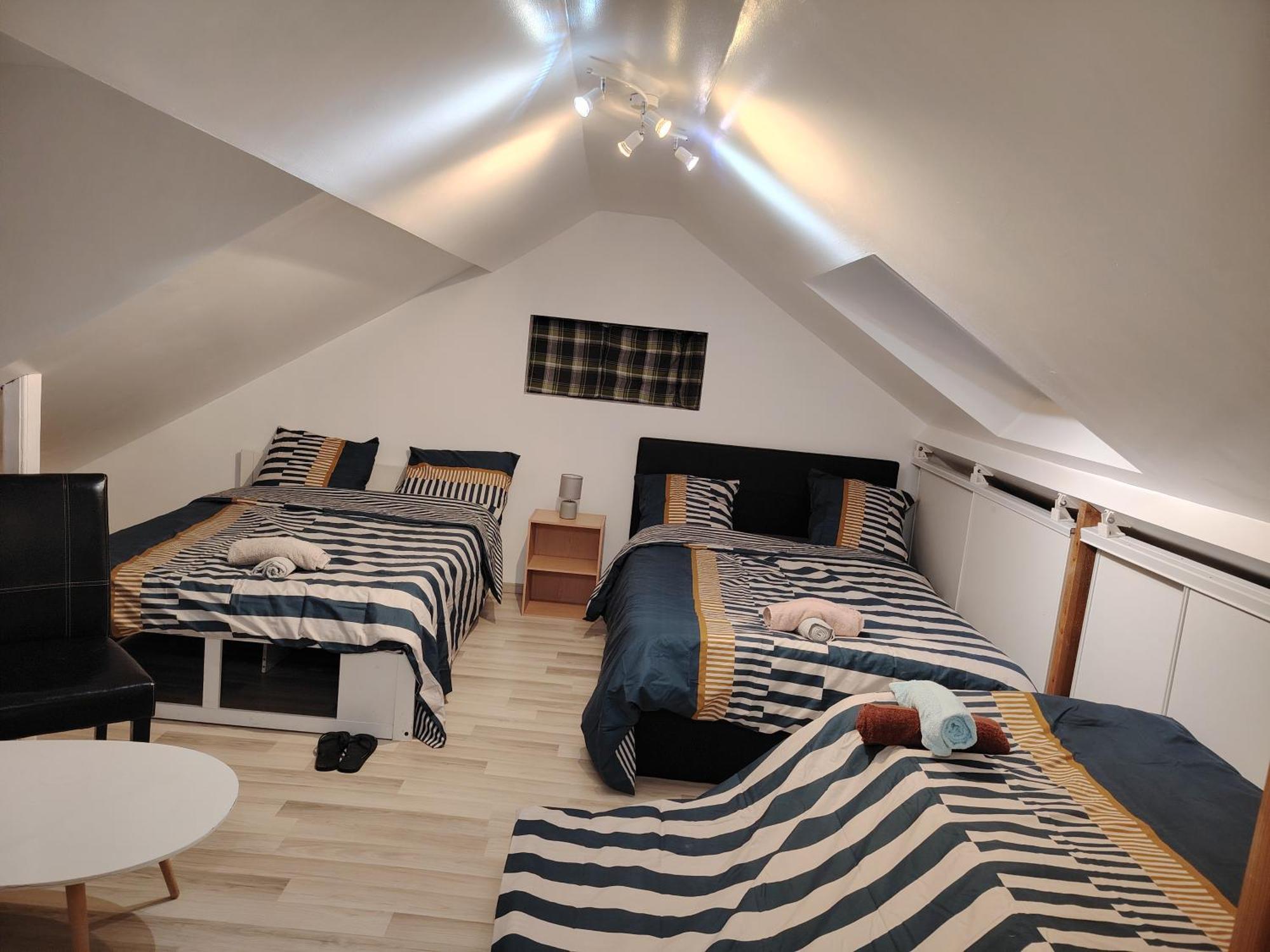 Locatif Gare Lille Europe Souvenir Bed & Breakfast Exterior photo