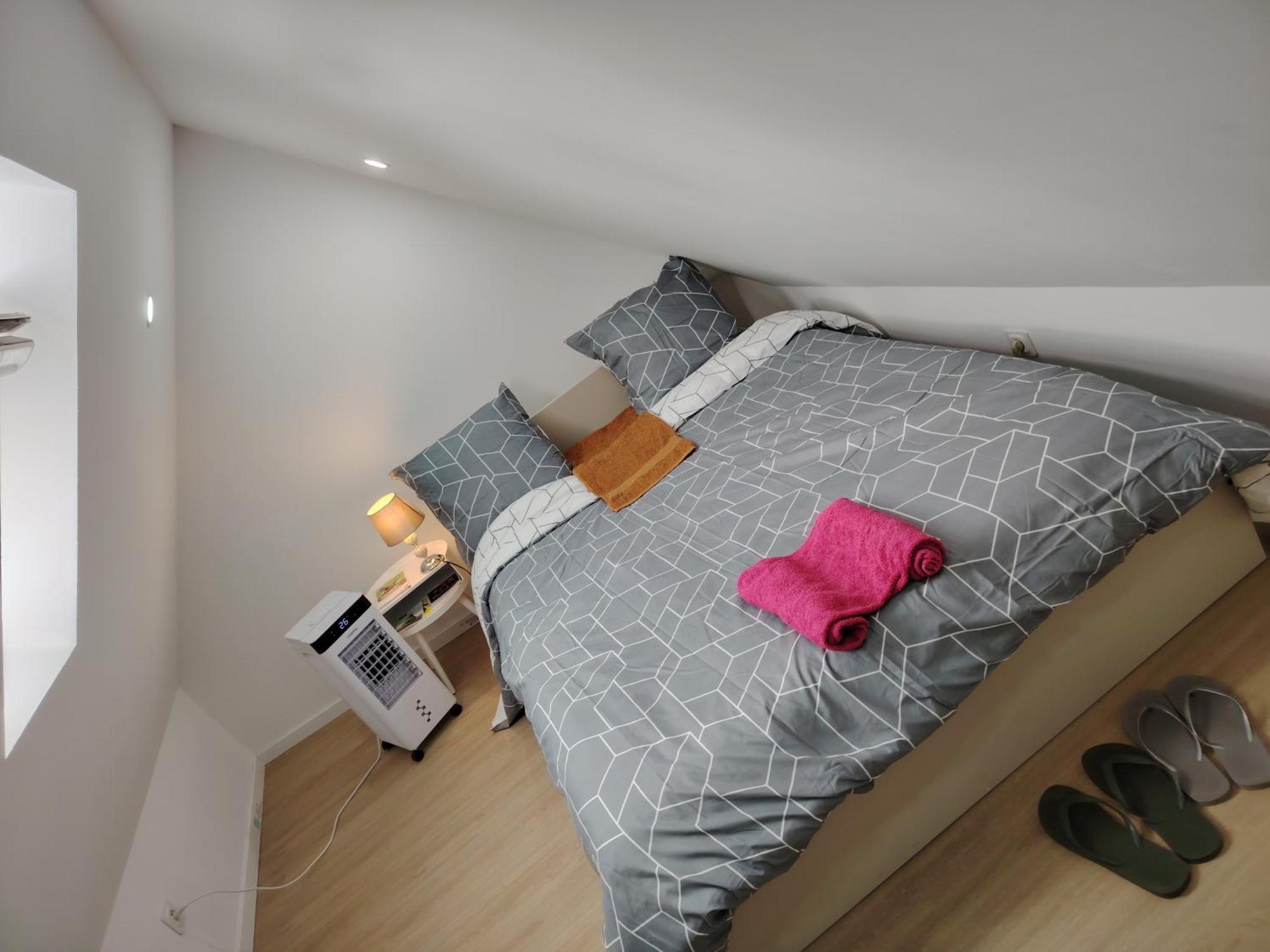 Locatif Gare Lille Europe Souvenir Bed & Breakfast Exterior photo